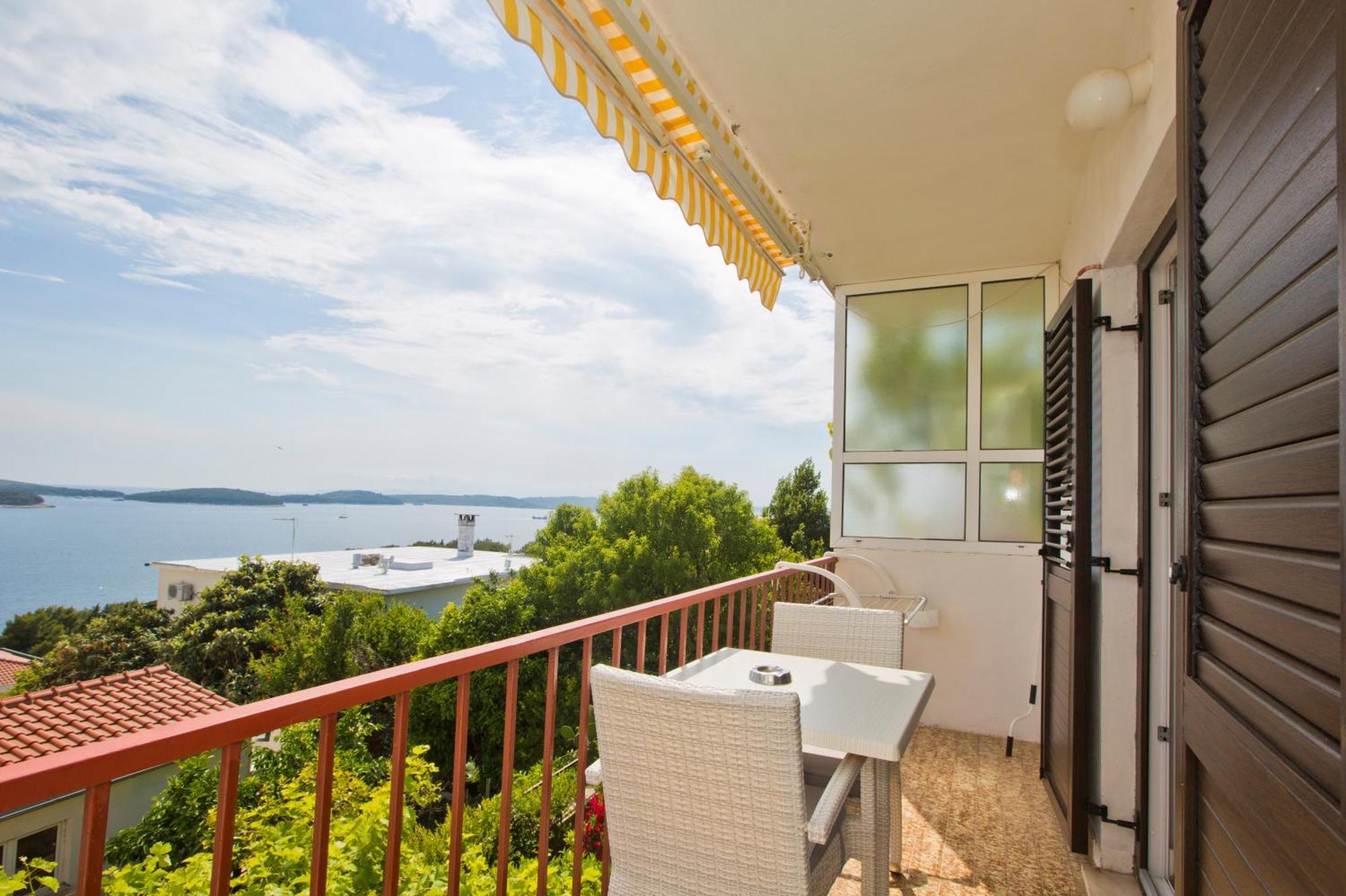 Apartments Vucetic Hvar Town Bagian luar foto