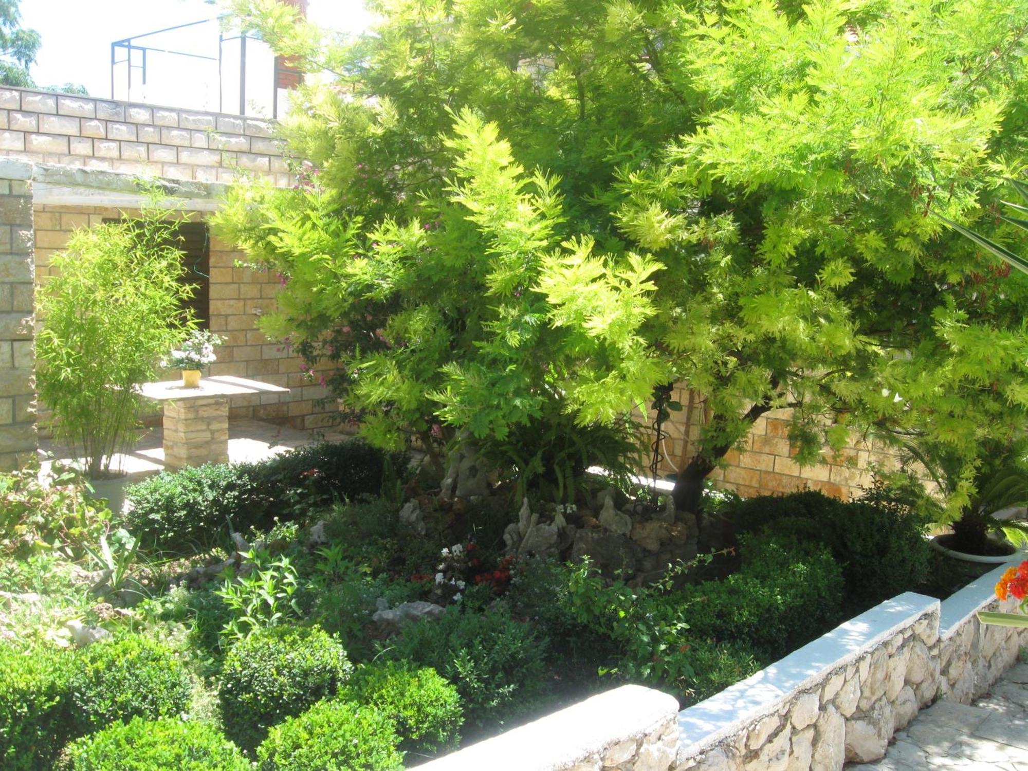 Apartments Vucetic Hvar Town Bagian luar foto