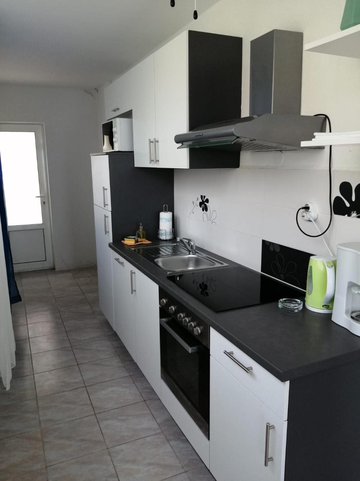 Apartments Vucetic Hvar Town Bagian luar foto